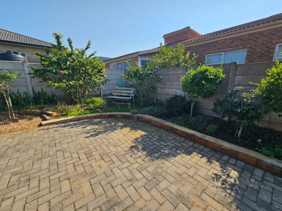3 Bedroom Property for Sale in Stilbaai Wes Western Cape